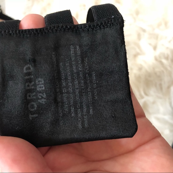 Torrid | Plunge Push-Up bra - Picture 4 of 4